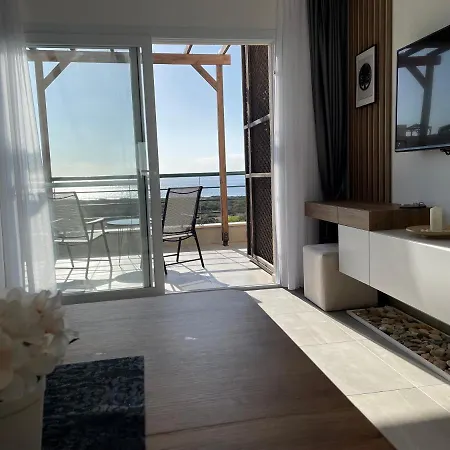Apartment Seaside Modern For Family Vokolidha