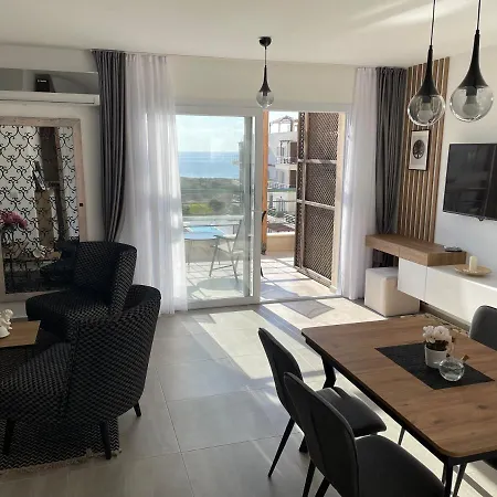 Seaside Modern For Family * Vokolidha